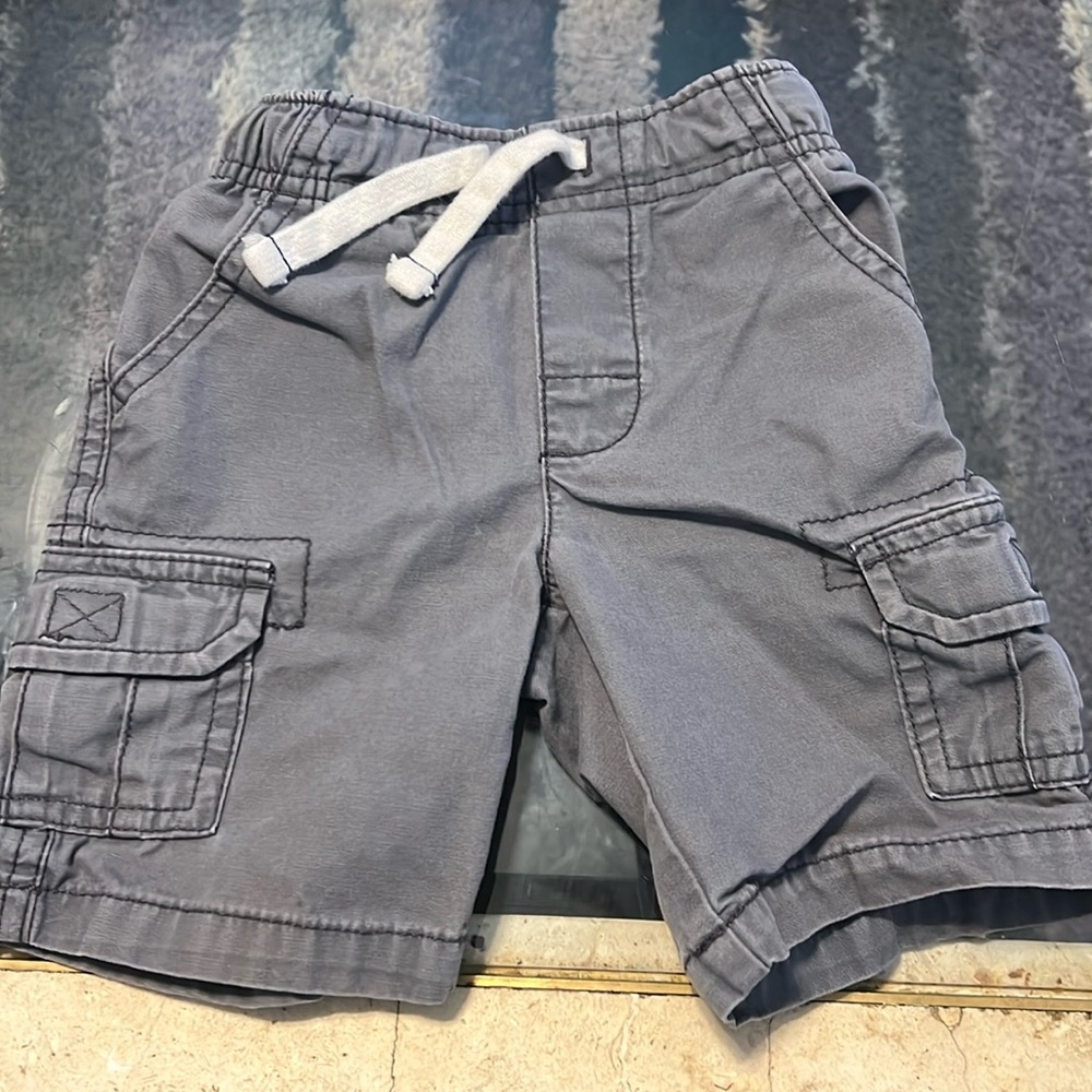 Caters grey 2T cargo shorts